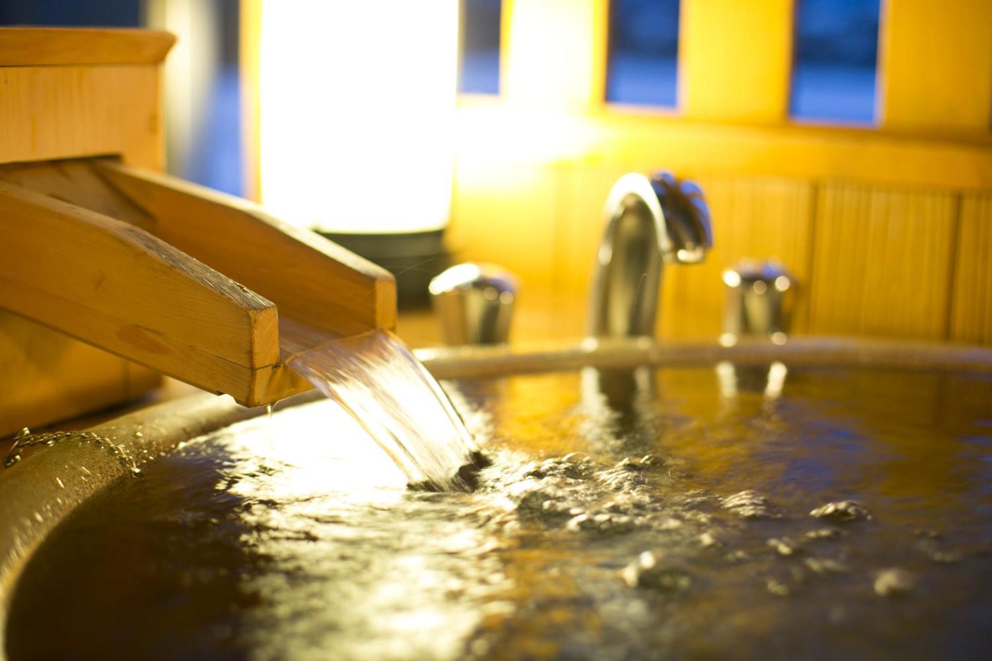 Kintarou Onsen Hotel Uozu Екстер'єр фото