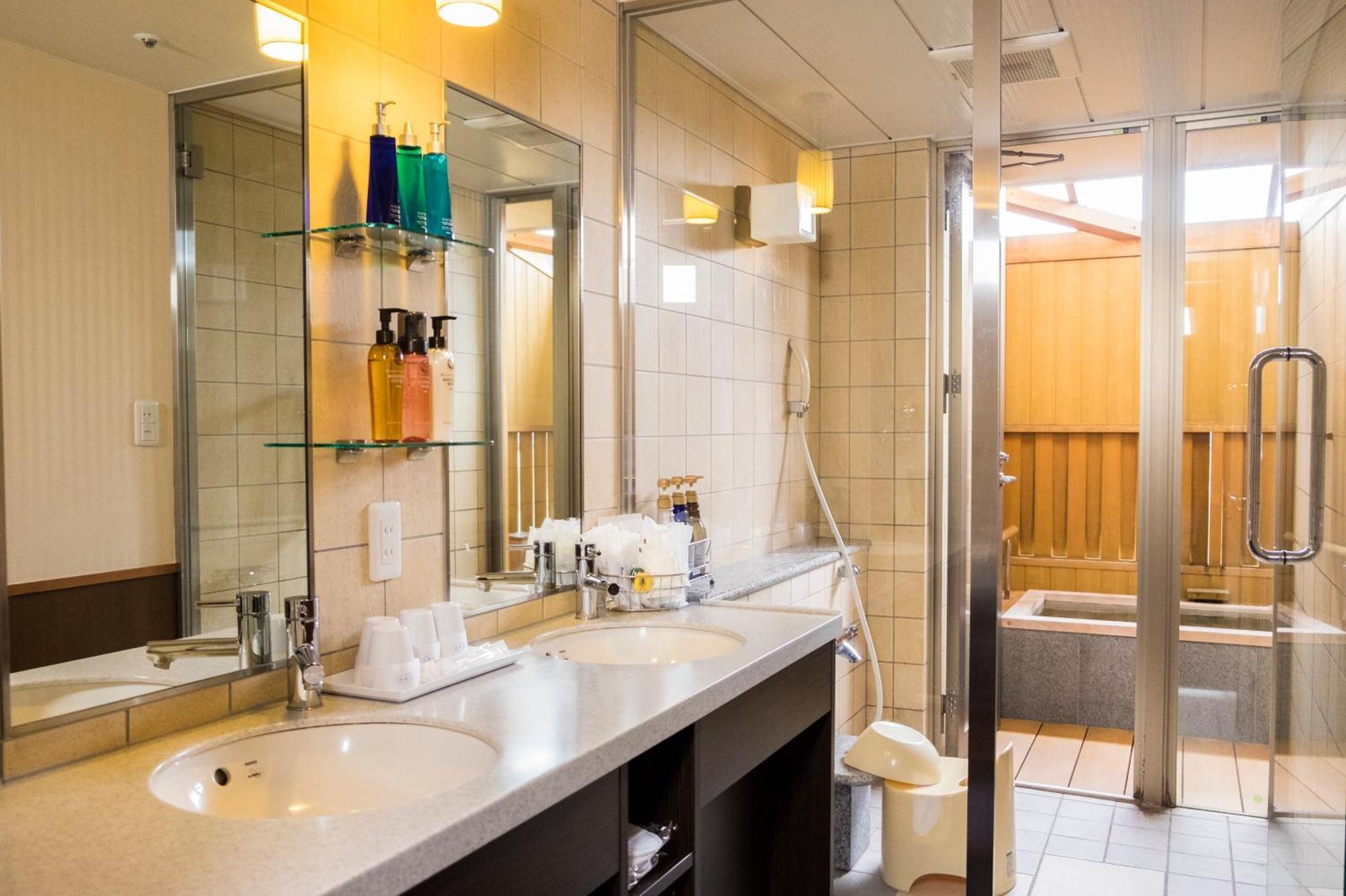 Kintarou Onsen Hotel Uozu Екстер'єр фото