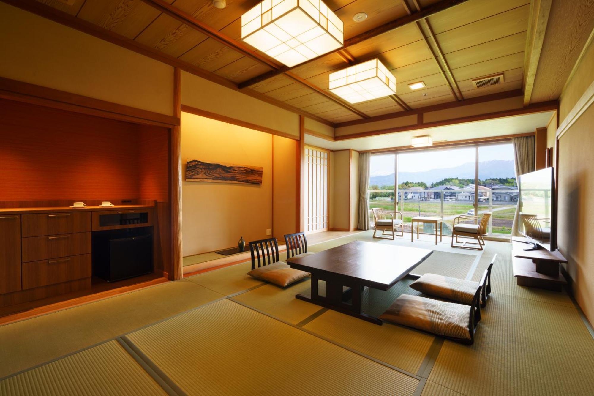 Kintarou Onsen Hotel Uozu Екстер'єр фото