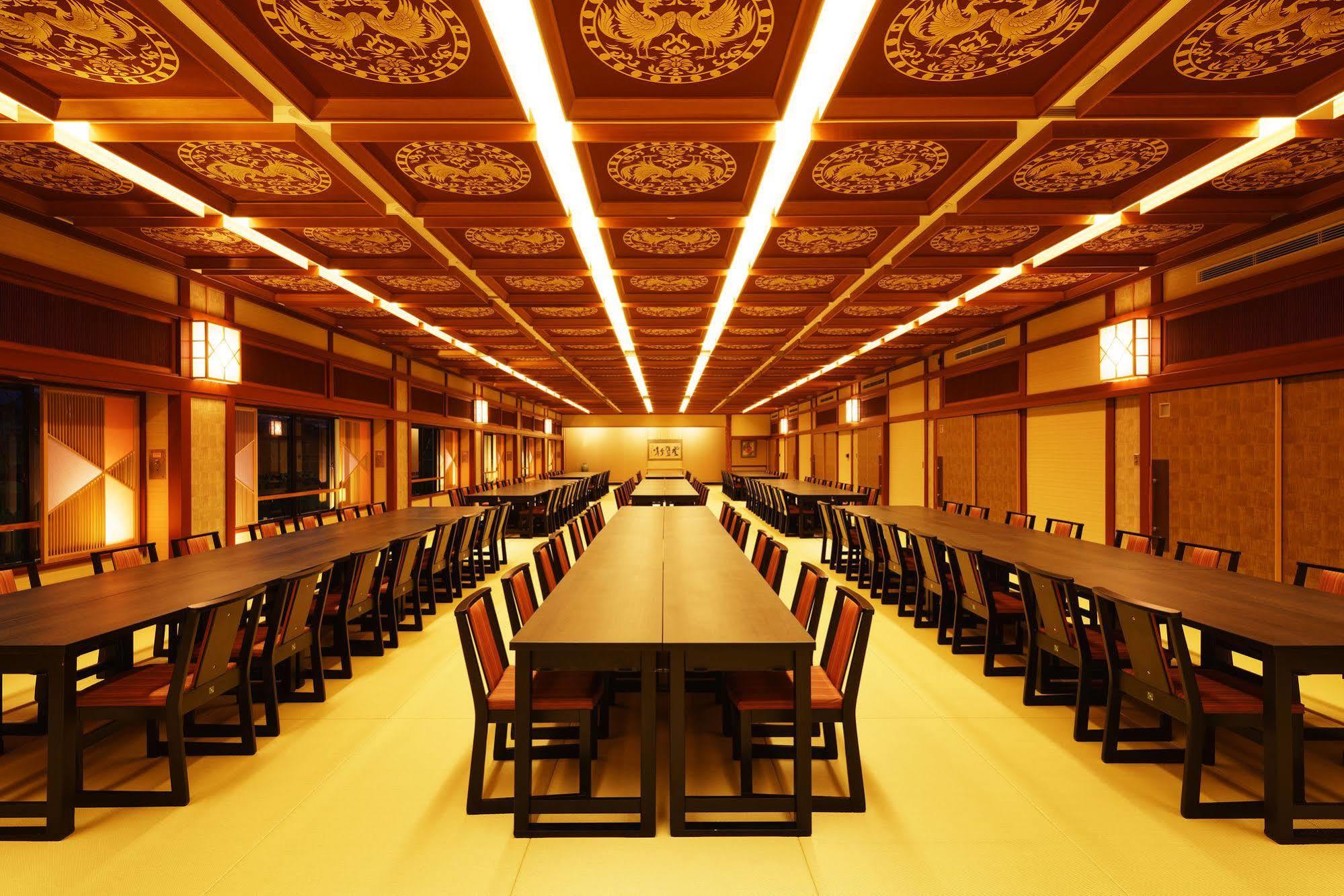 Kintarou Onsen Hotel Uozu Екстер'єр фото